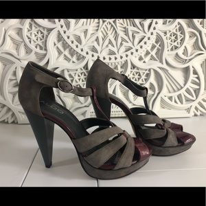 Aldo gray/burgundy leather/suede t strap heels